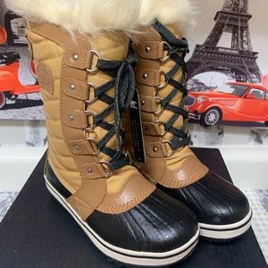 Sorel Tofino II Boots
